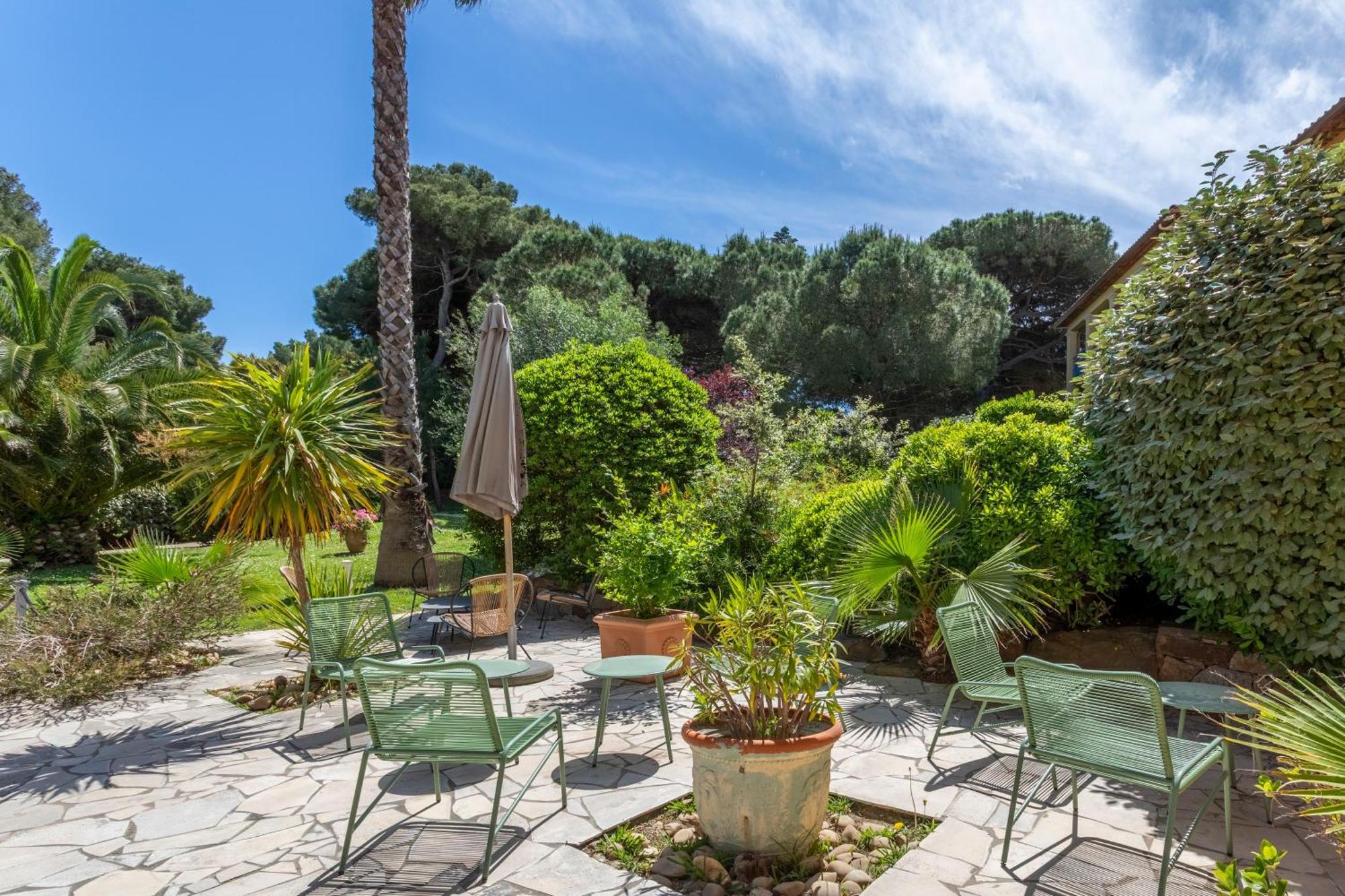 Residence Pierre & Vacances La Pinede Hyeres Exterior photo