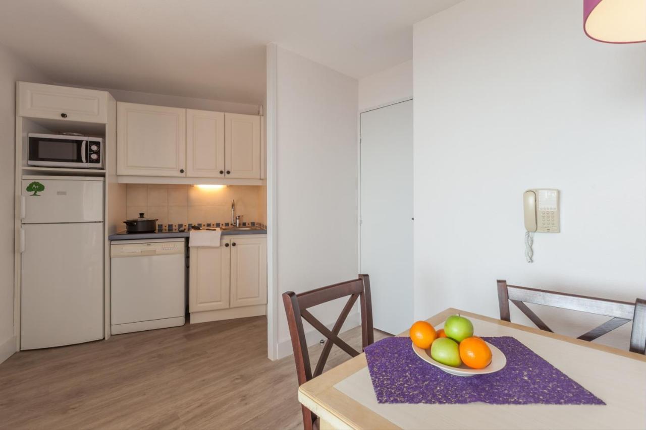 Residence Pierre & Vacances La Pinede Hyeres Exterior photo