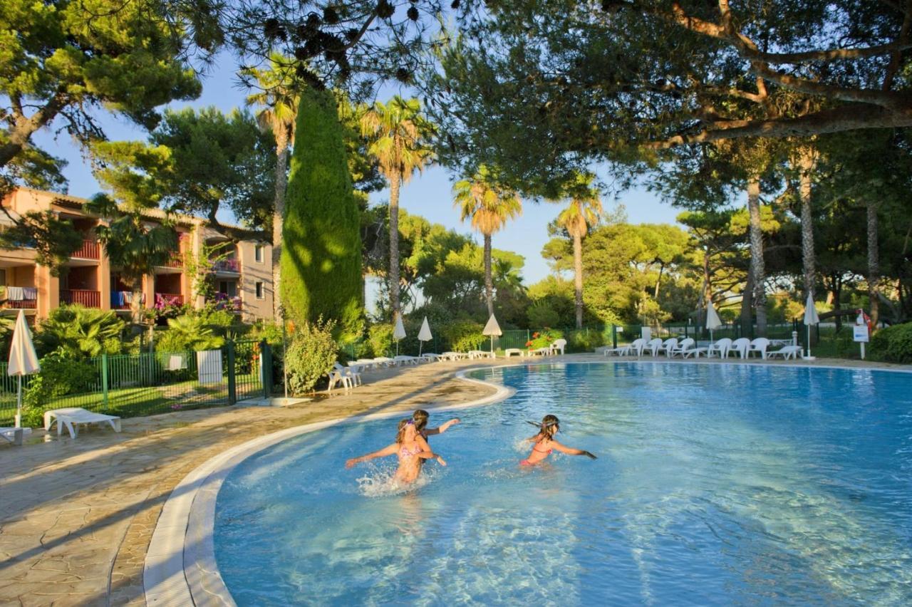 Residence Pierre & Vacances La Pinede Hyeres Exterior photo